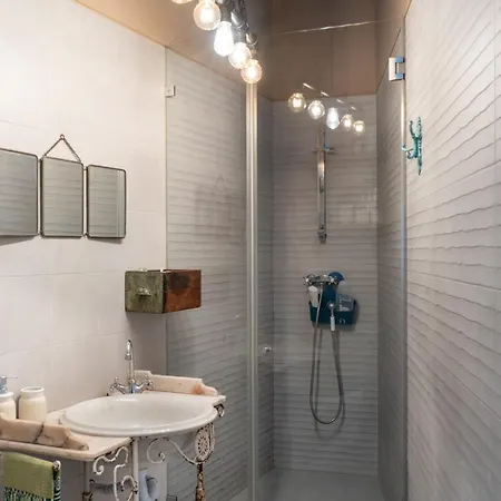 Unique Stylish House In Beautiful Graca Apartament Lizbona