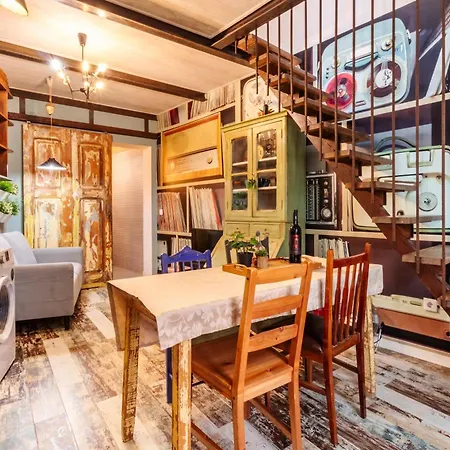 Unique Stylish House In Beautiful Graca *